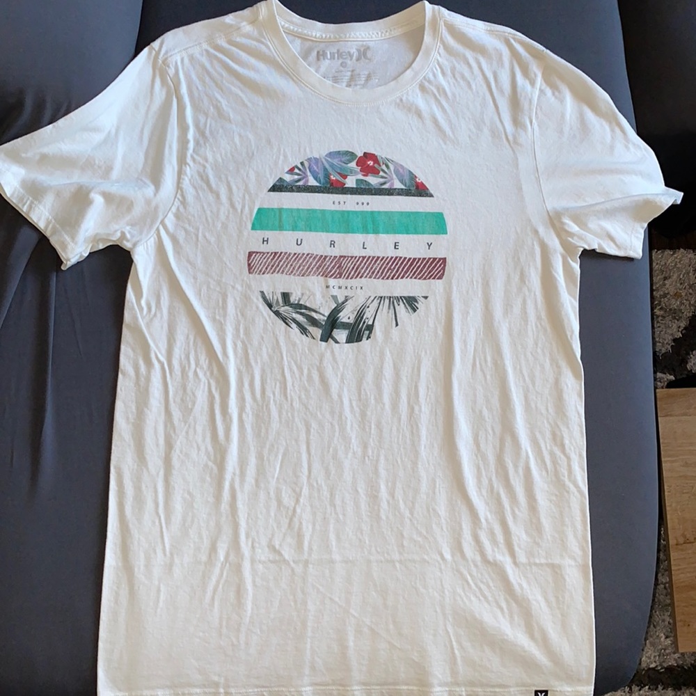 Hurley mens T shirt size medium